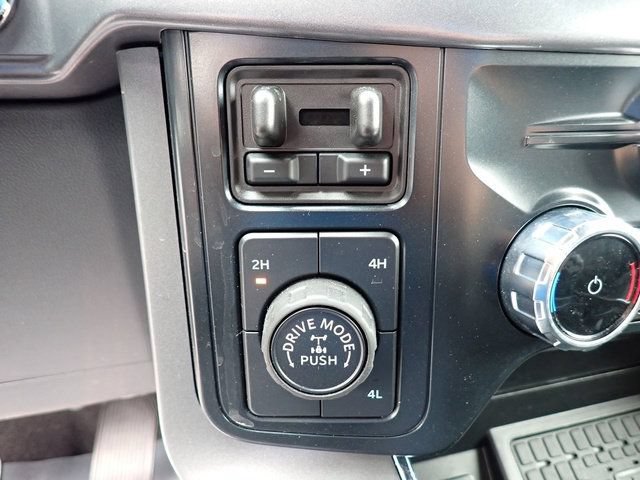 Certified 2025 Ford F150 XLT w/ Equipment Group 302A MID AWD/4WD image 25