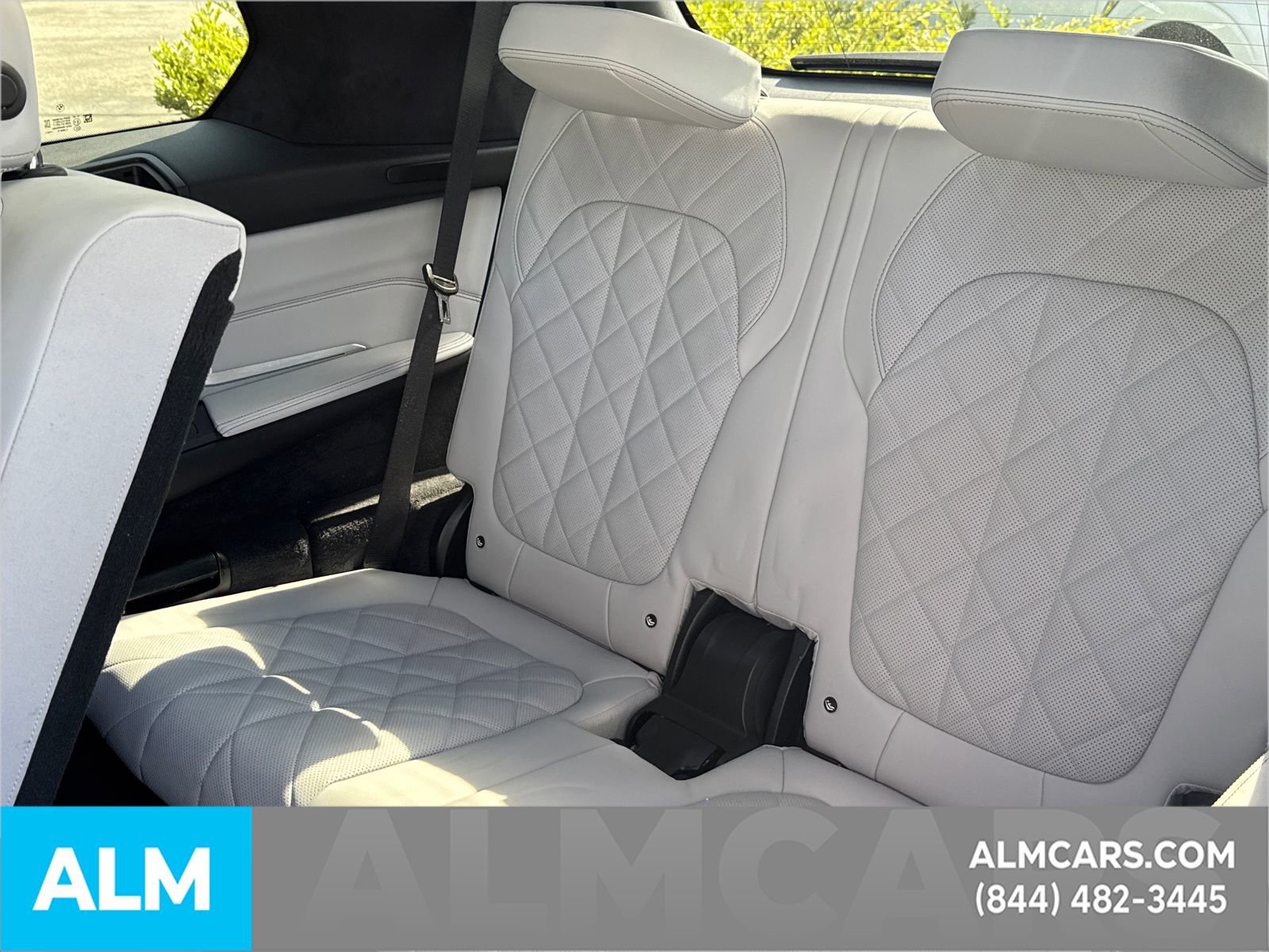 Used 2024 BMW X7 xDrive40i w/ M Sport Package AWD/4WD image 29