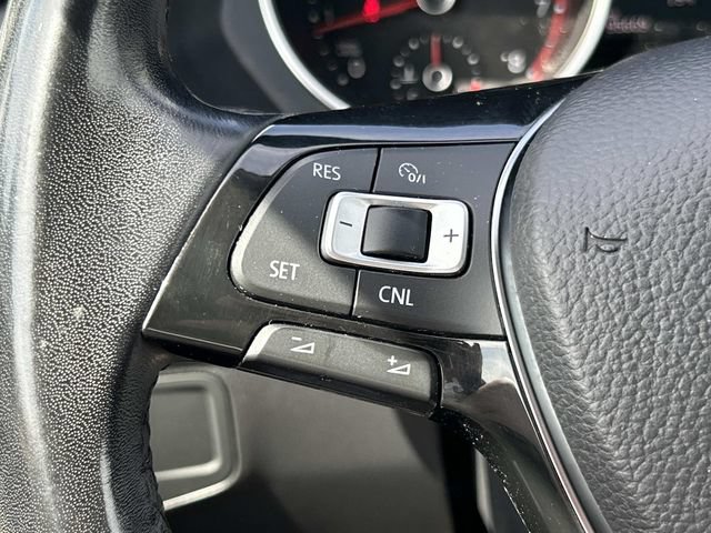 Used 2018 Volkswagen Tiguan SE FWD image 36