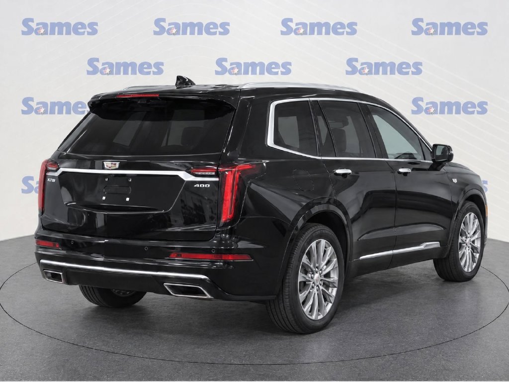 Used 2020 Cadillac XT6 Premium Luxury FWD image 3