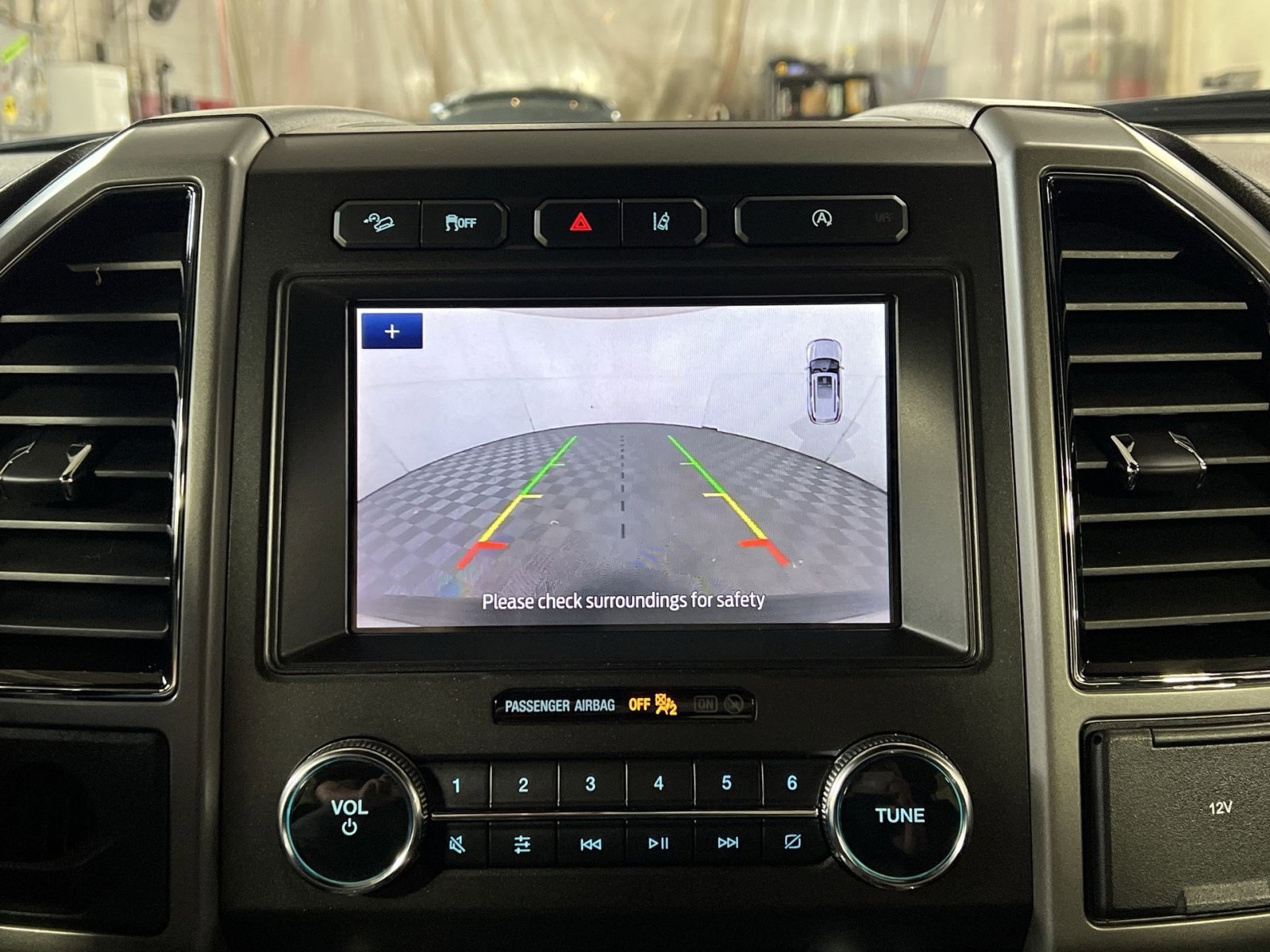 Certified 2020 Ford Expedition XLT w/ Equipment Group 202A image 19