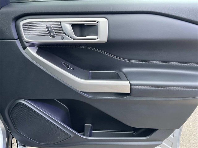 Certified 2023 Ford Explorer XLT w/ Equipment Group 202A image 25