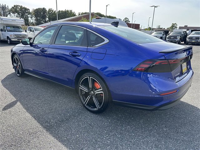 Used 2024 Honda Accord Sport image 3