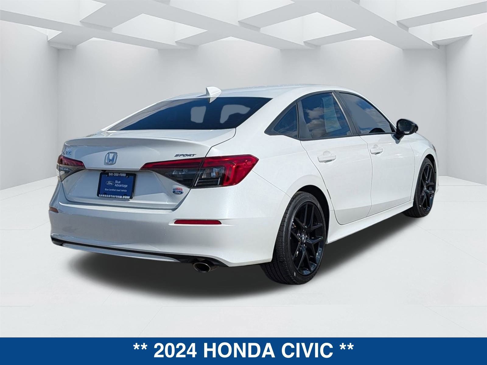 Used 2024 Honda Civic Sport image 4