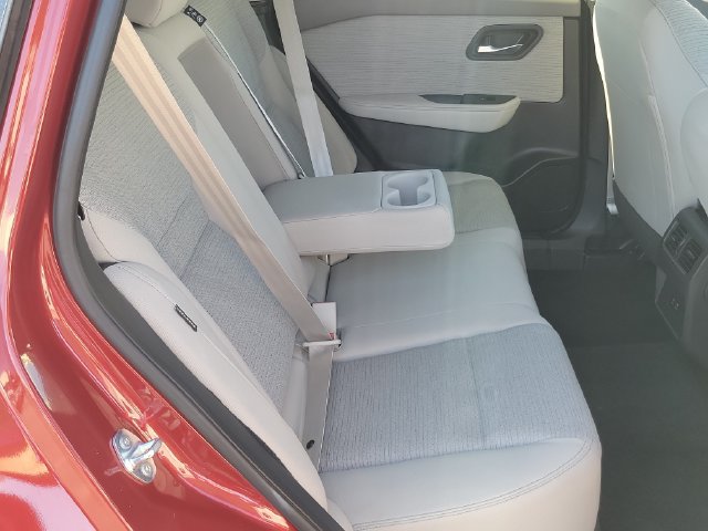 Used 2023 Nissan Rogue SV FWD image 22
