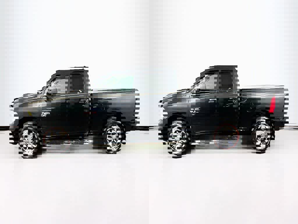 Used 2018 RAM 1500 Express w/ Express Value Package image 2