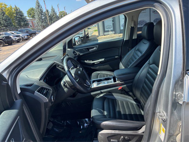 Certified 2023 Ford Edge SEL w/ Convenience Package AWD/4WD image 9
