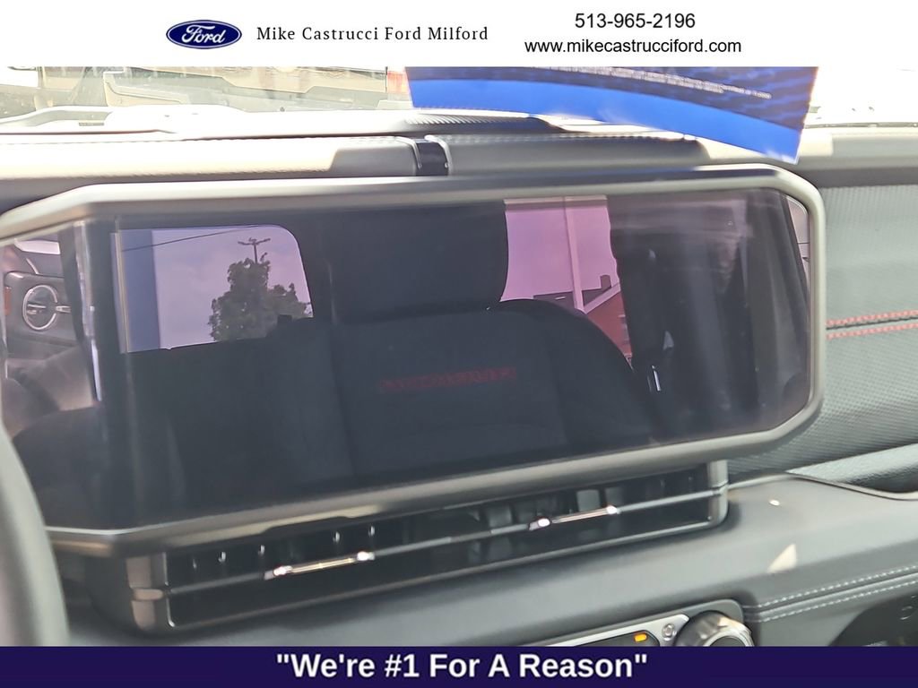 Used 2024 Jeep Wrangler Rubicon AWD/4WD image 17