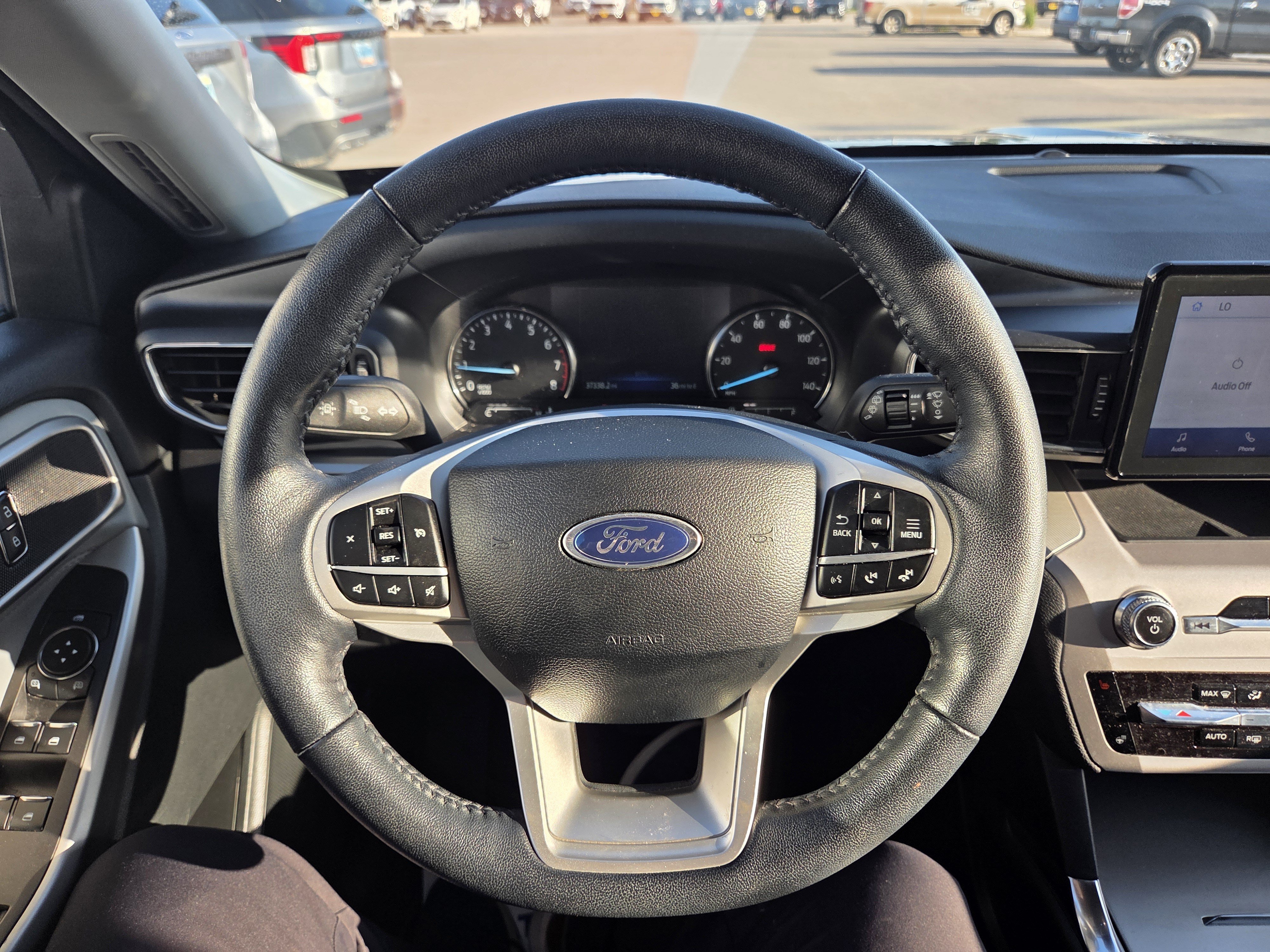 Certified 2023 Ford Explorer XLT w/ Equipment Group 202A AWD/4WD image 9