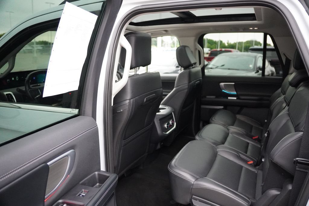 Certified 2025 Ford Expedition Max Platinum AWD/4WD image 17