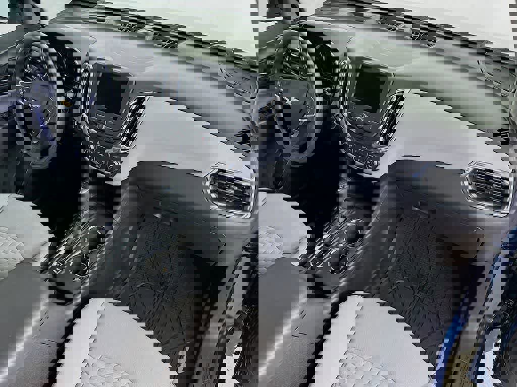 Used 2020 Chevrolet Equinox LT w/ LPO, Floor Liner Package image 32