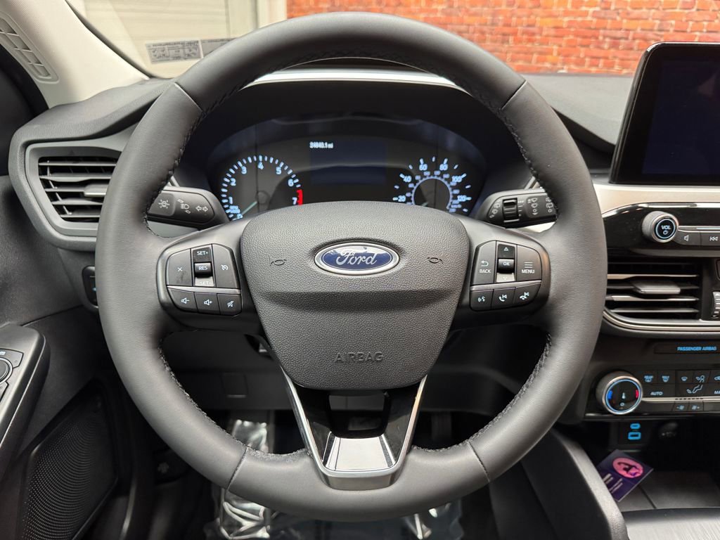 Certified 2022 Ford Escape SE w/ Convenience Package image 16