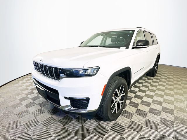 Used 2023 Jeep Grand Cherokee L Limited AWD/4WD image 6