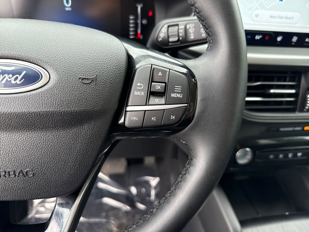 Certified 2024 Ford Escape SE image 16