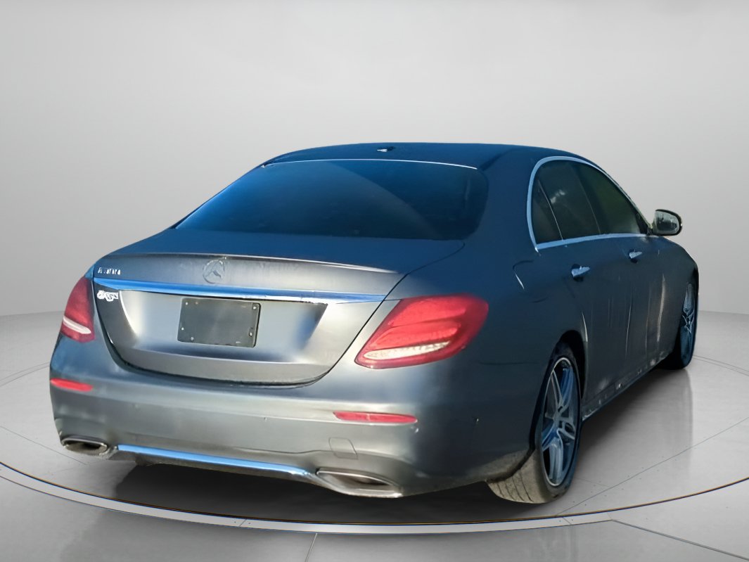 Used 2017 Mercedes-Benz E 300 image 26