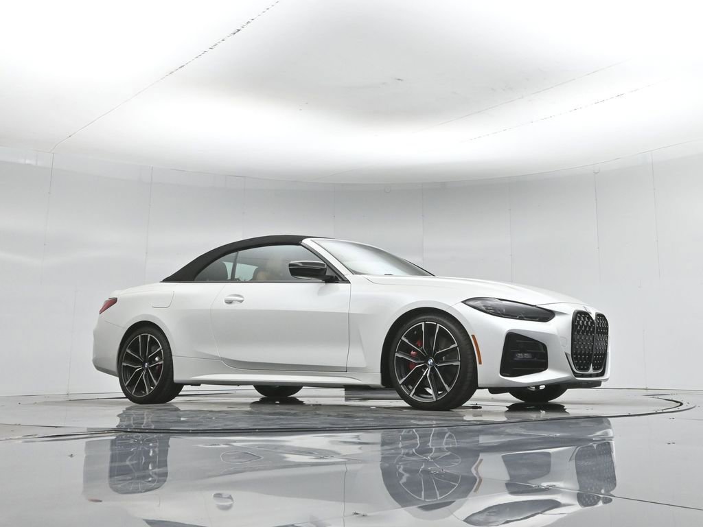 Used 2023 BMW 430i Convertible w/ M Sport Package RWD image 4