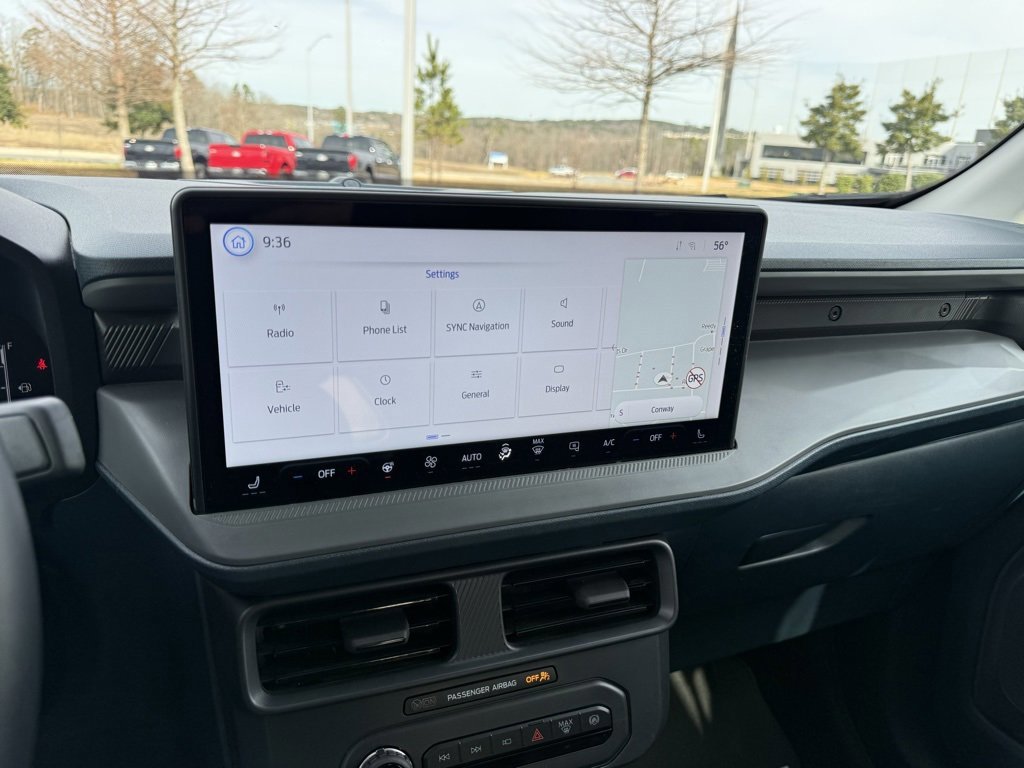 Certified 2025 Ford Maverick Lariat w/ Black Appearance Package image 16