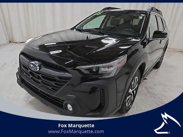 Used 2025 Subaru Outback Premium image 6