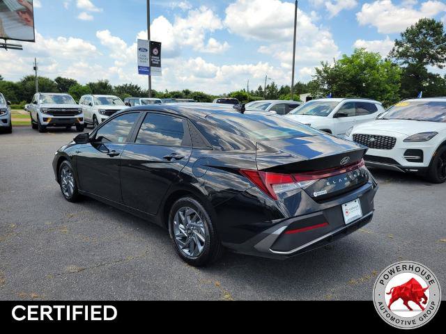 Used 2024 Hyundai Elantra SEL FWD image 4