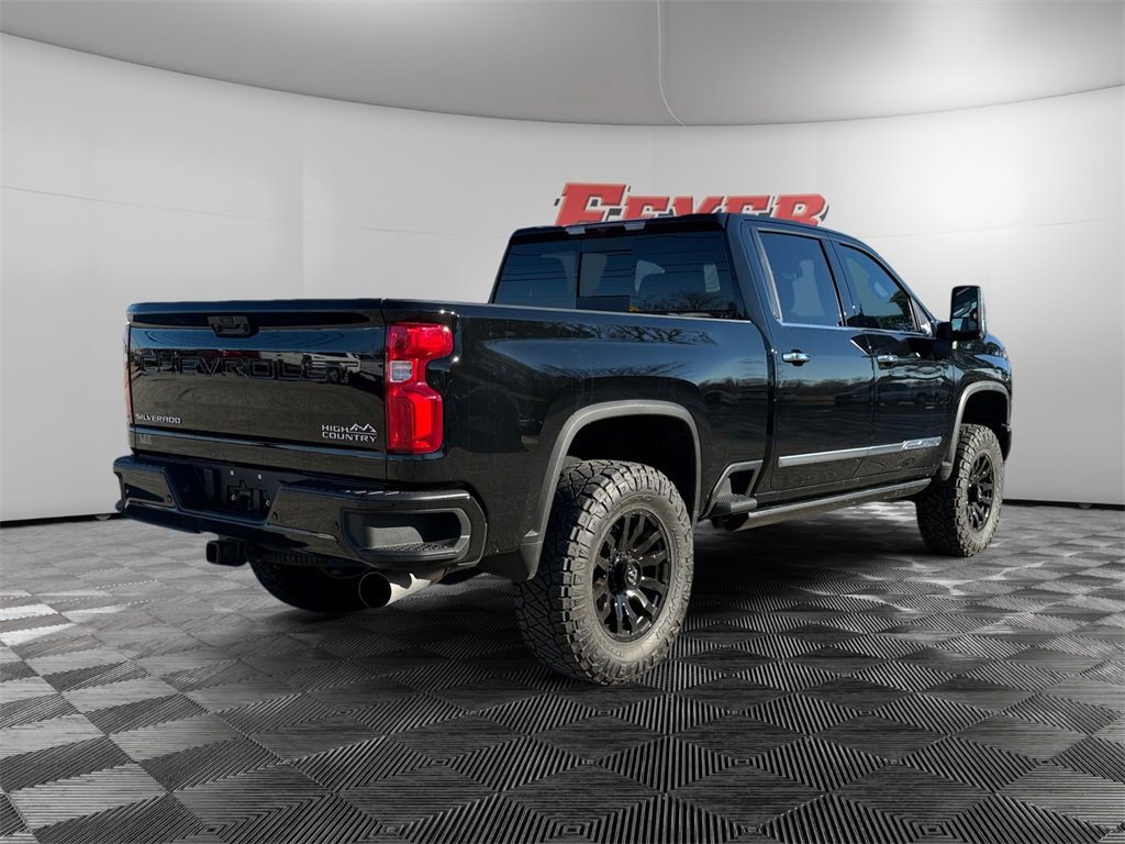 Used 2024 Chevrolet Silverado 2500 High Country image 5