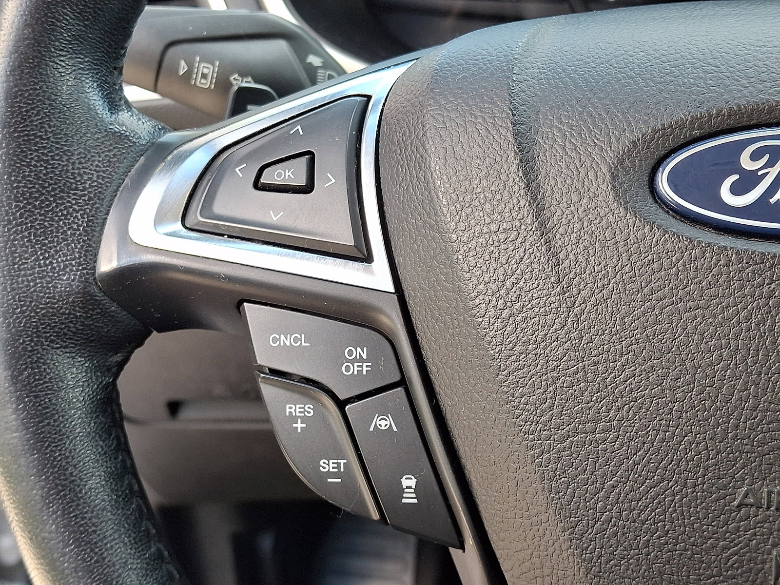 Certified 2020 Ford Edge SEL w/ Convenience Package AWD/4WD image 25