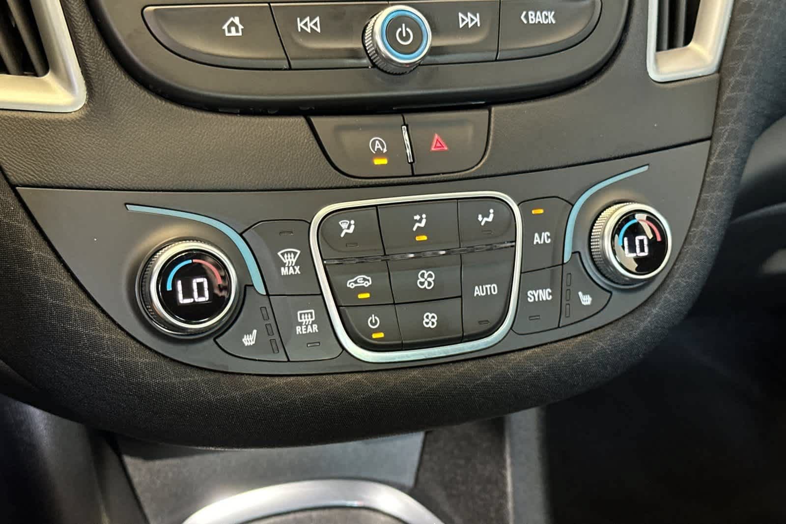 Used 2025 Chevrolet Malibu LT FWD image 20