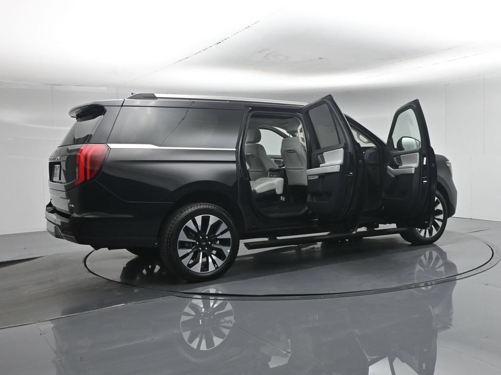 Certified 2025 Ford Expedition Max Platinum w/ Driver's Package AWD/4WD image 6