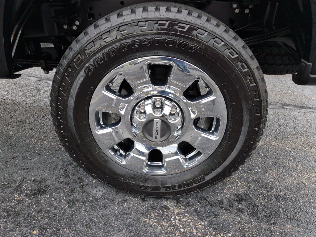 Certified 2025 Ford F350 Lariat w/ Lariat Ultimate Package AWD/4WD image 34