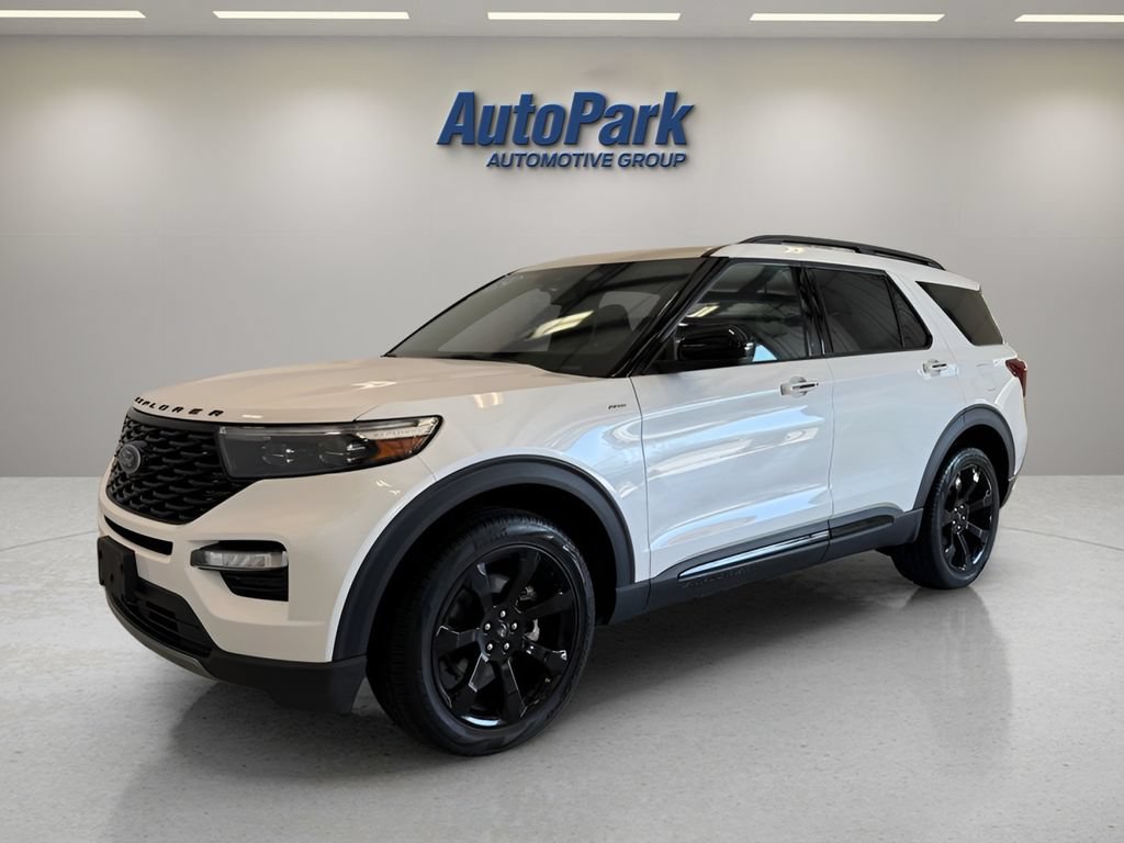 Certified 2024 Ford Explorer ST-Line w/ Class IV Trailer Tow Package AWD/4WD image 3