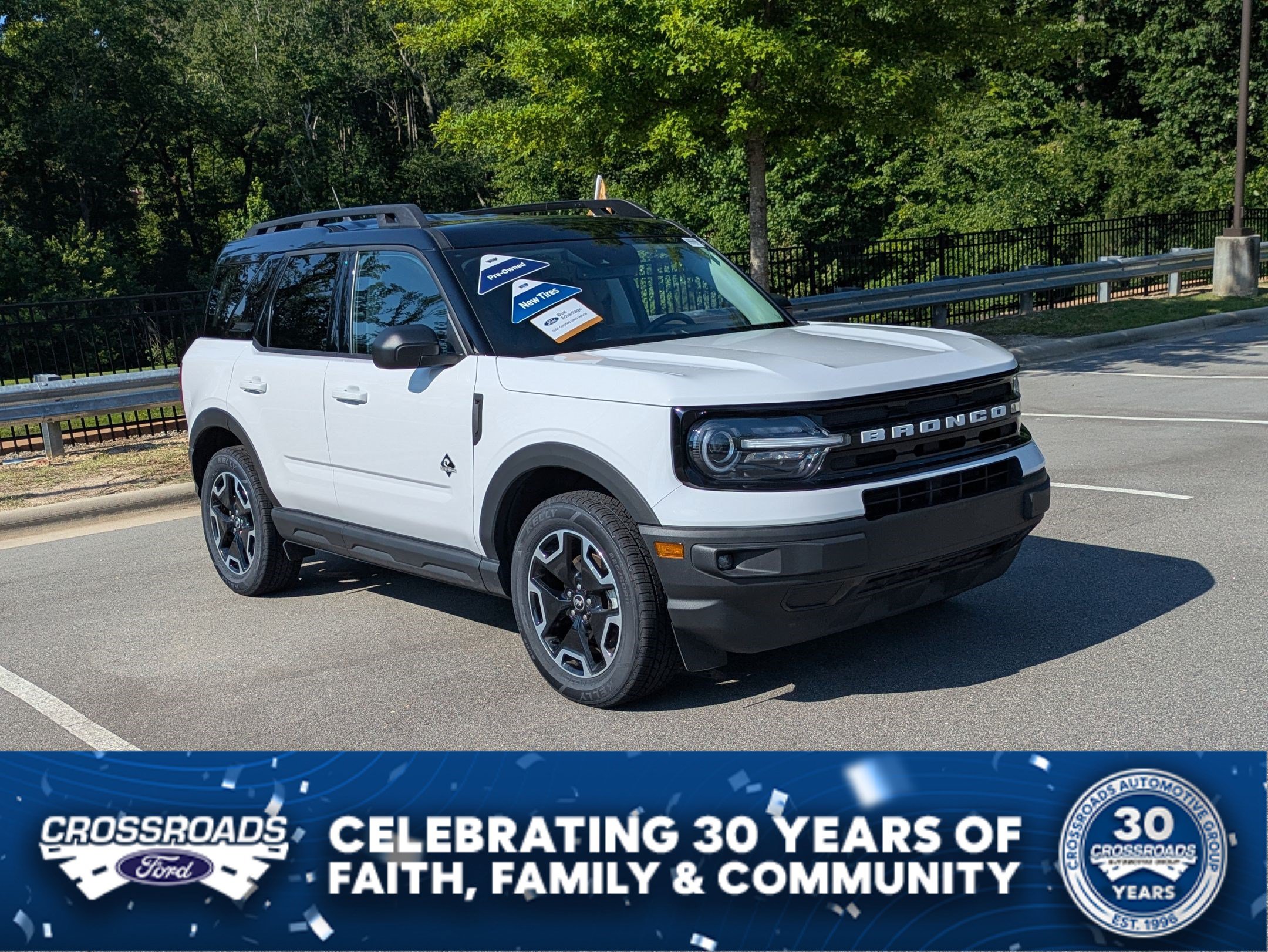 Certified 2023 Ford Bronco Sport Outer Banks w/ Tech Package AWD/4WD image 1