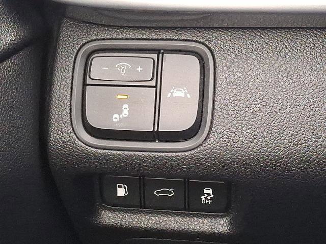 Used 2019 Kia Optima LX image 22