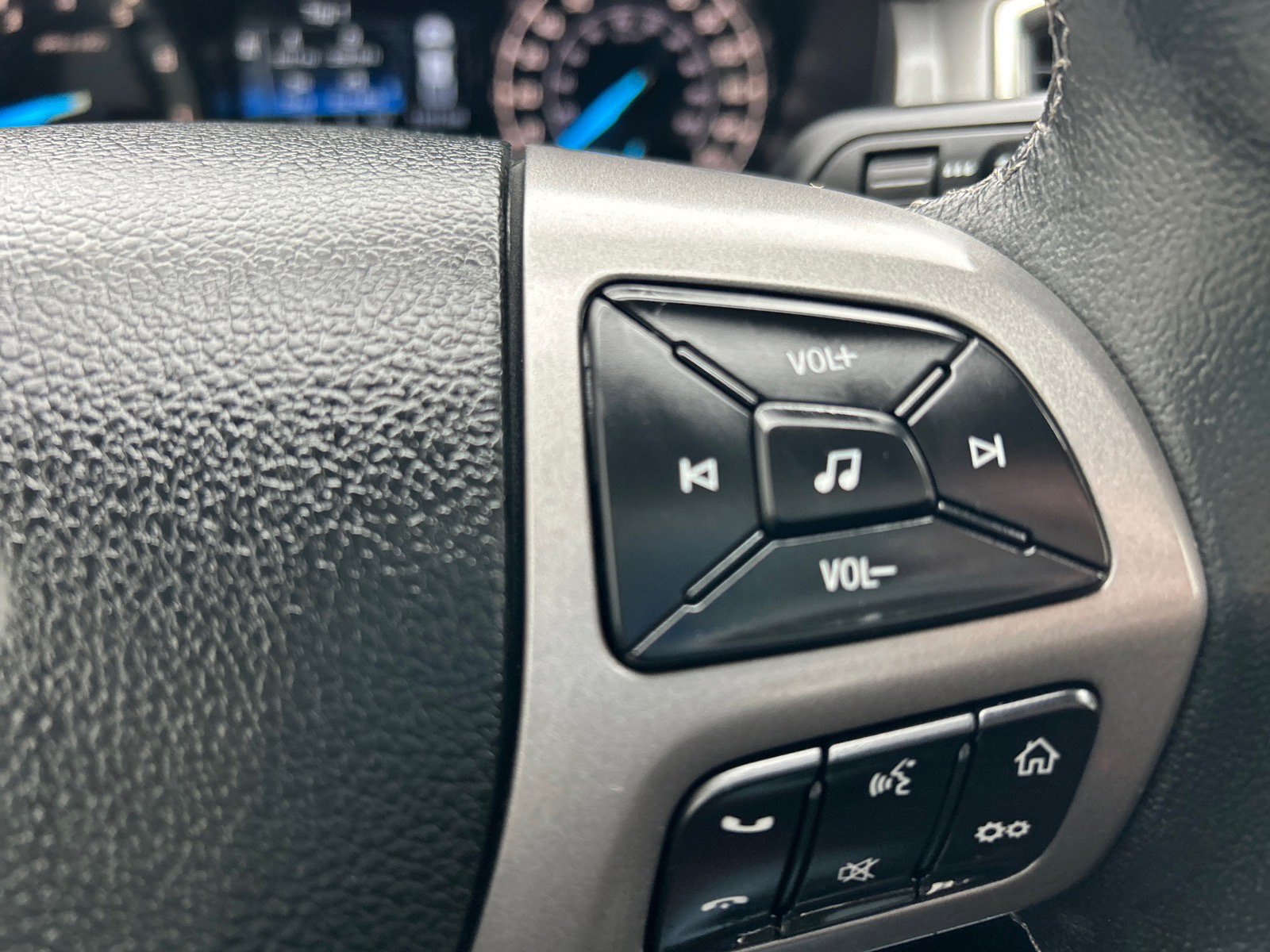 Certified 2023 Ford Ranger XLT w/ Equipment Group 301A Mid image 25