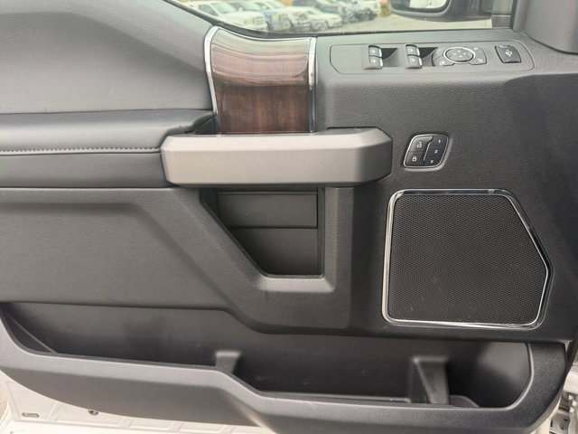 Certified 2017 Ford F350 Platinum w/ Platinum Ultimate Package image 13