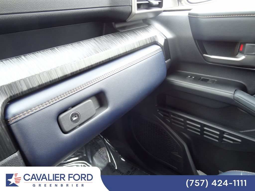 Used 2026 Toyota 4Runner Platinum AWD/4WD image 44