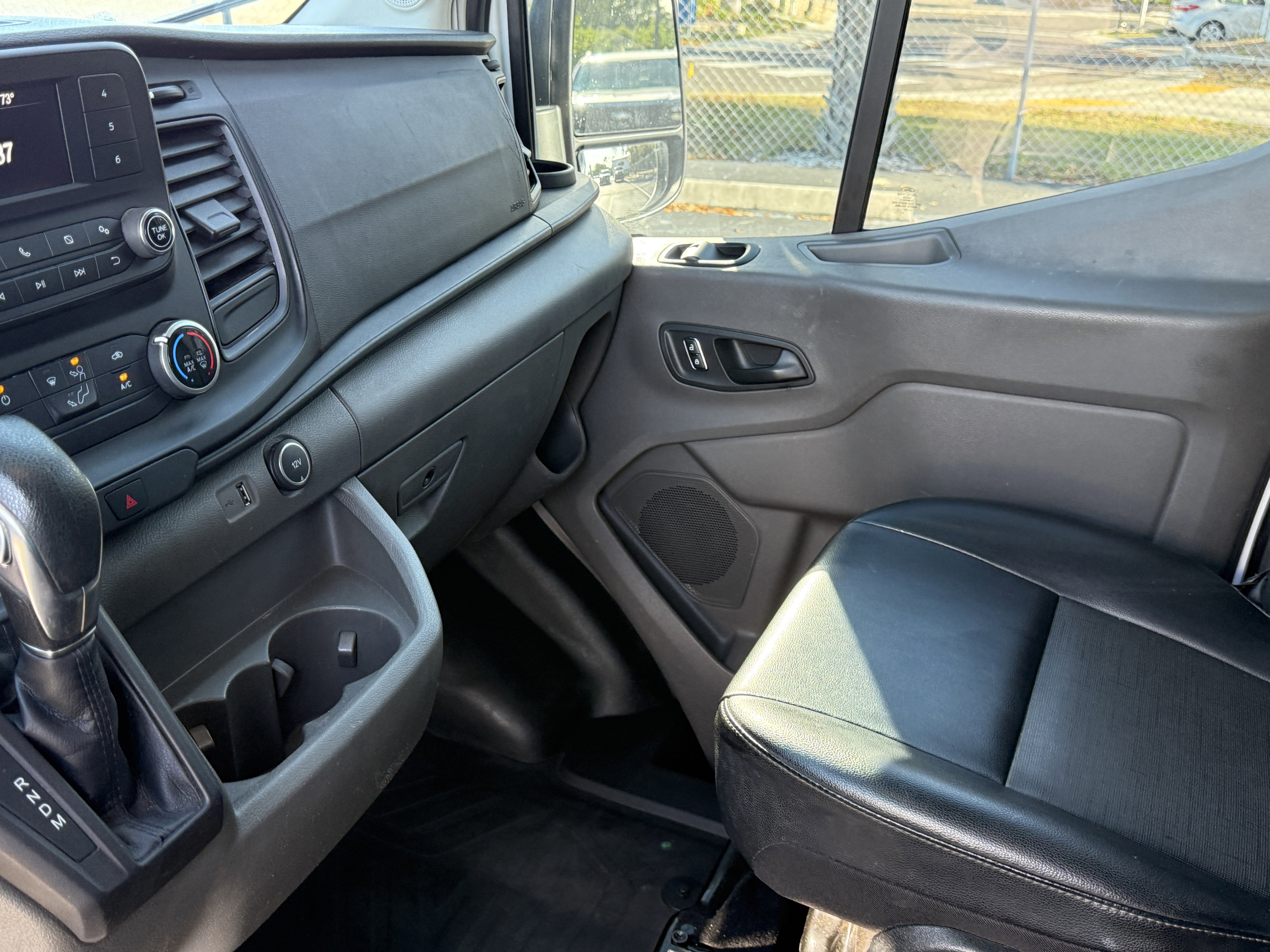 Certified 2022 Ford Transit 250 Medium Roof image 15