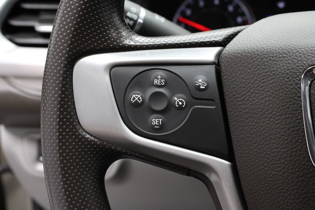 Used 2023 GMC Acadia SLE w/ Driver Convenience Package FWD image 29