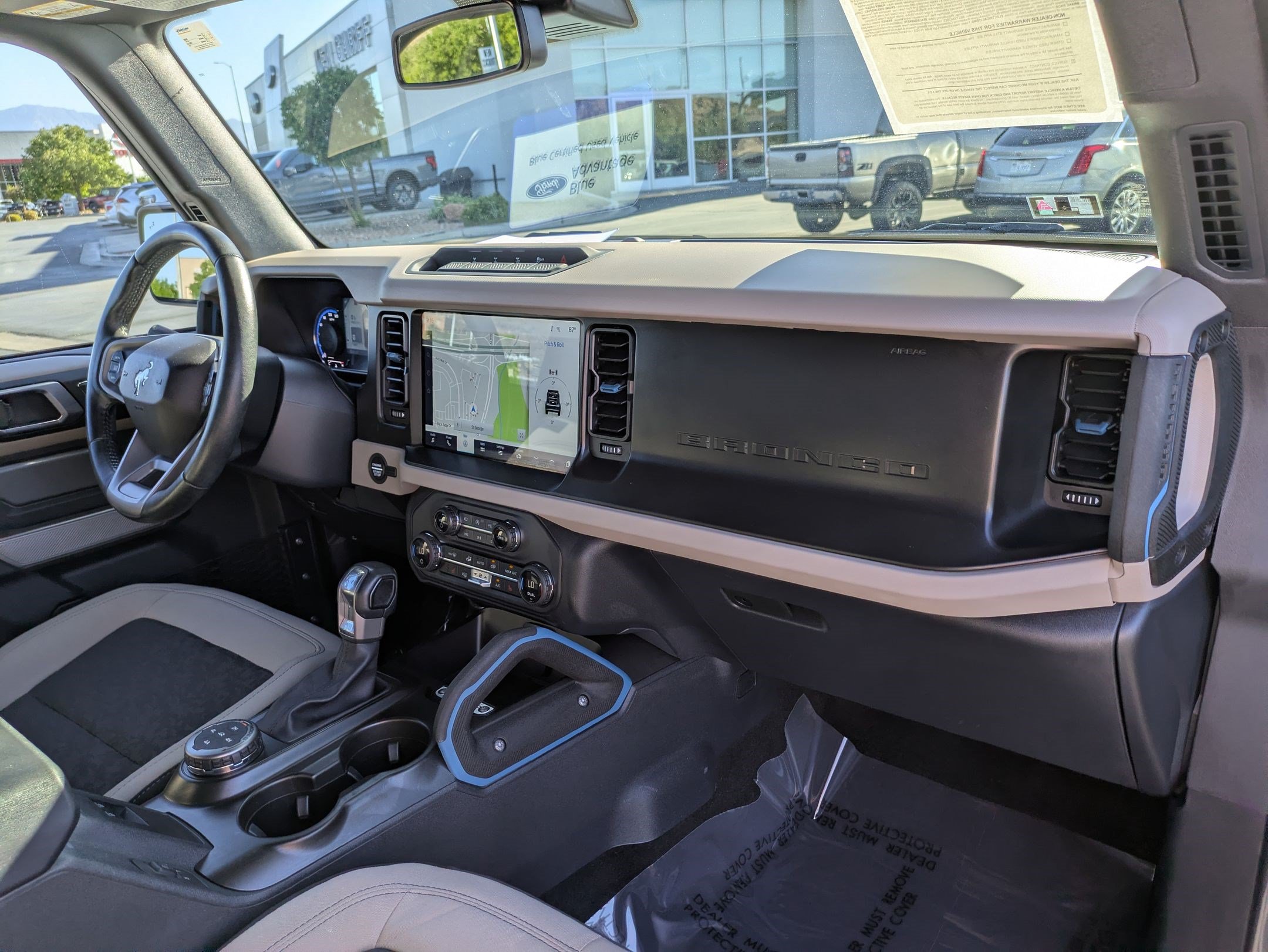 Certified 2023 Ford Bronco Wildtrak AWD/4WD image 45
