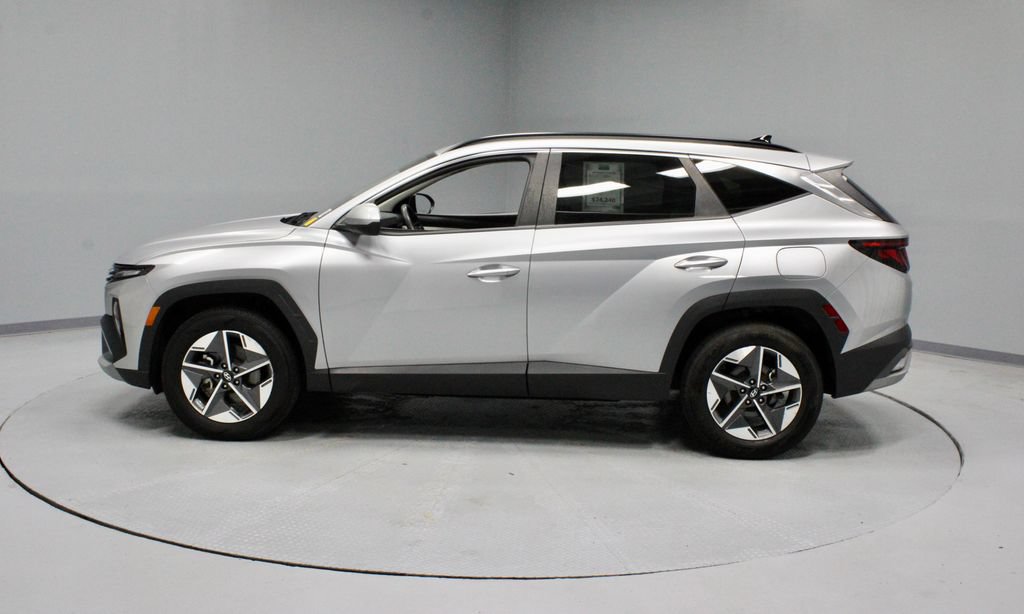 Used 2025 Hyundai Tucson SEL AWD/4WD image 8