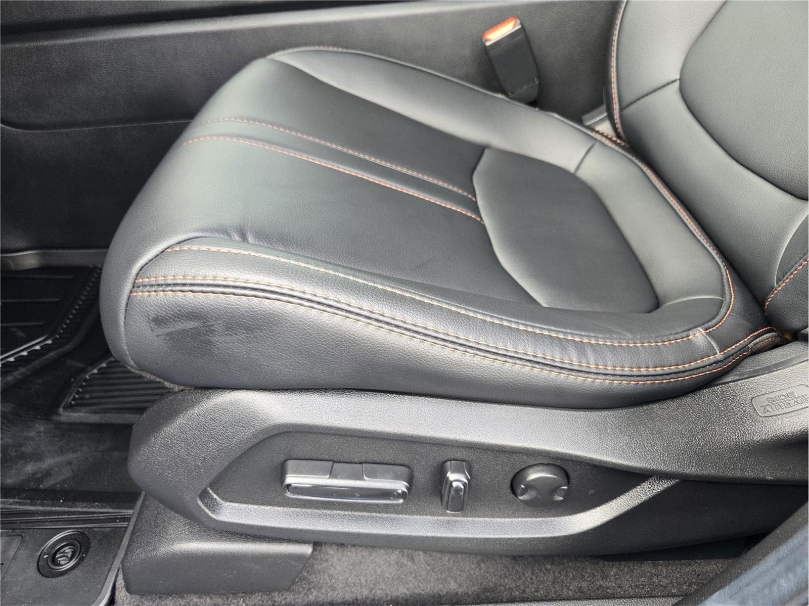 Used 2025 Honda Pilot TrailSport image 21