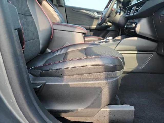 Certified 2023 Ford Escape ST-Line w/ Tech Pack #1 image 11