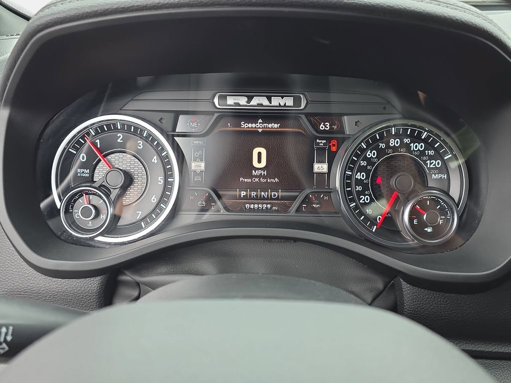 Used 2022 RAM 1500 Laramie w/ Sport Appearance Package AWD/4WD image 16