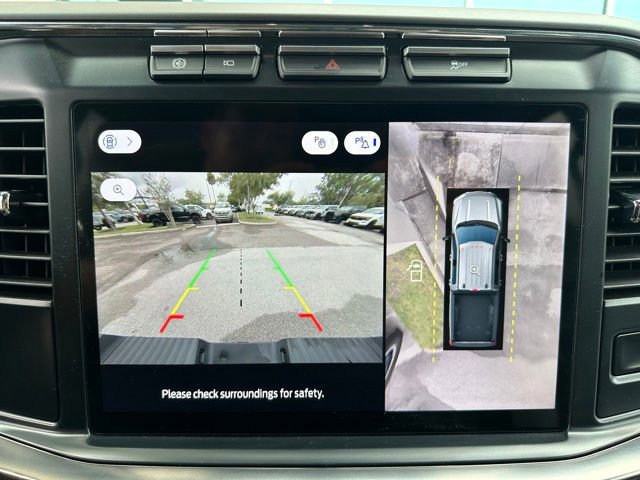 Certified 2024 Ford F250 Lariat w/ Black Appearance Package image 18