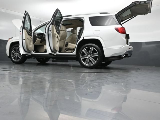 Used 2019 GMC Acadia Denali w/ Technology Package FWD image 58
