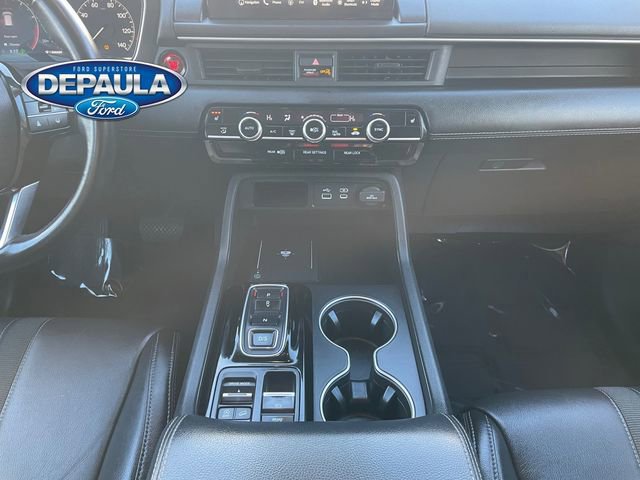 Used 2023 Honda Pilot Touring image 14