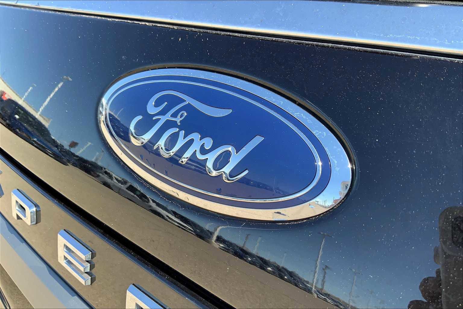 Certified 2024 Ford Expedition Max XLT image 29