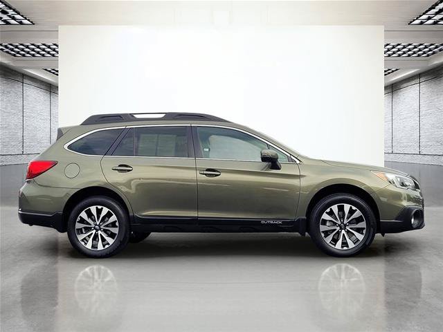 Used 2017 Subaru Outback 3.6R Limited AWD/4WD image 5