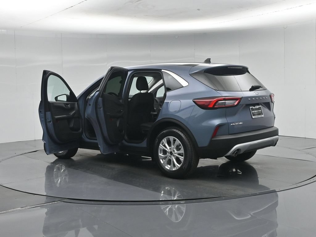 Certified 2023 Ford Escape Active FWD image 35