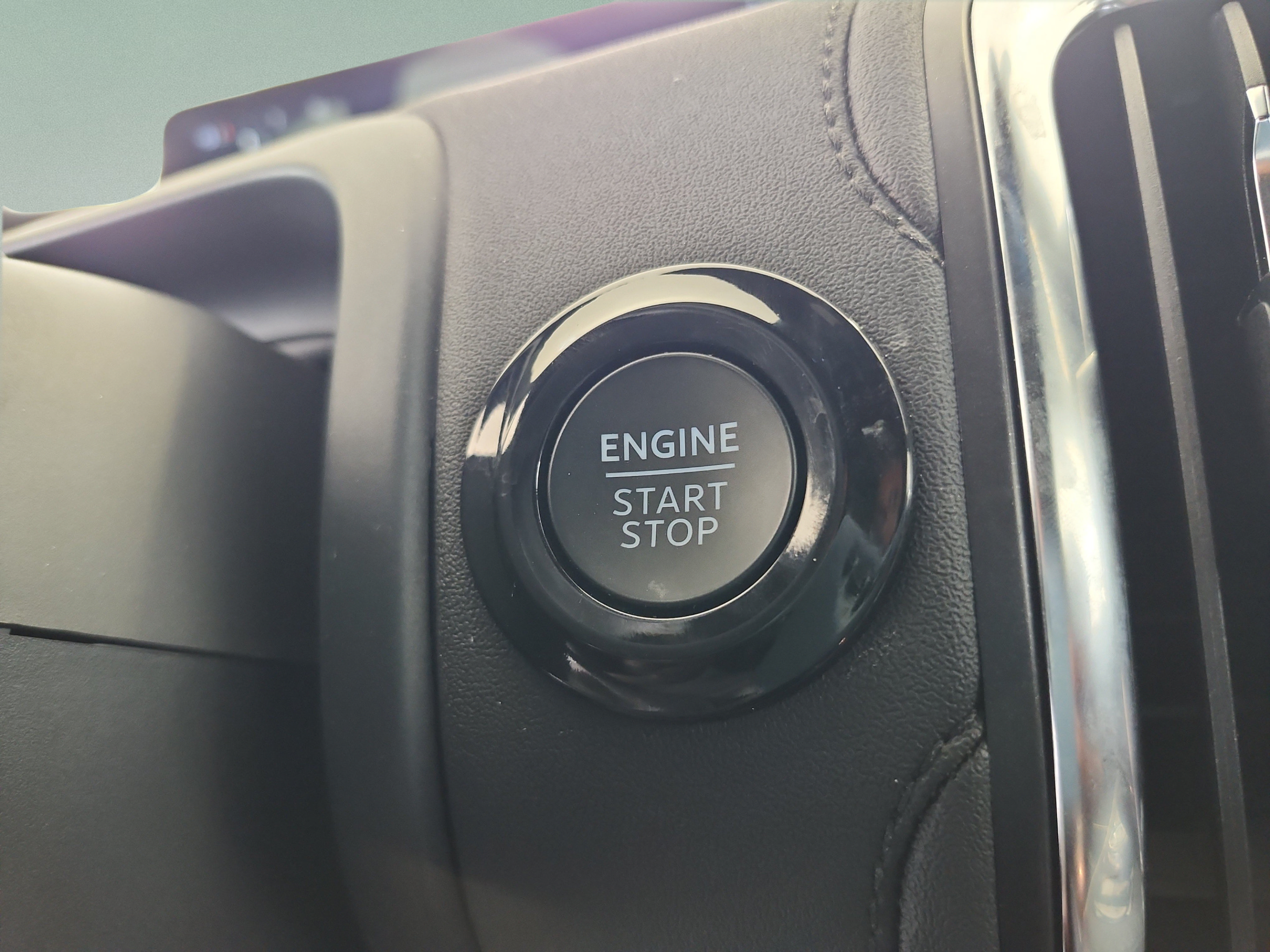 Certified 2025 Ford Expedition Tremor AWD/4WD image 27