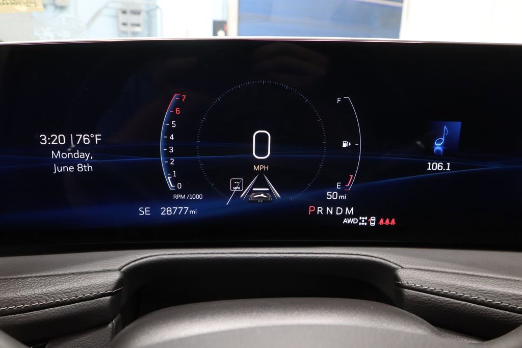 Used 2025 Cadillac XT4 Premium Luxury AWD/4WD image 29