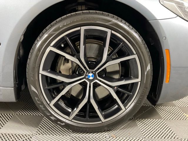 Used 2022 BMW 540i w/ Executive Package image 10